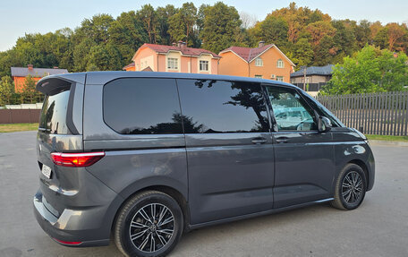 Volkswagen Multivan, 2022 год, 6 500 000 рублей, 6 фотография