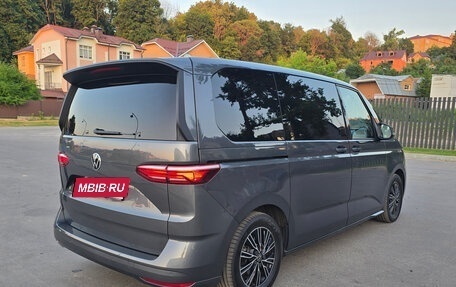 Volkswagen Multivan, 2022 год, 6 500 000 рублей, 5 фотография