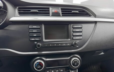 KIA Rio IV, 2018 год, 1 399 900 рублей, 11 фотография