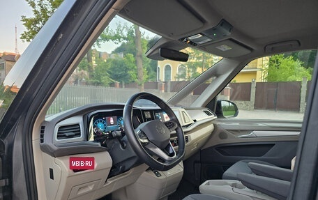 Volkswagen Multivan, 2022 год, 6 500 000 рублей, 10 фотография