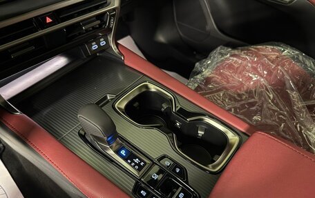 Lexus RX IV рестайлинг, 2025 год, 11 590 000 рублей, 35 фотография