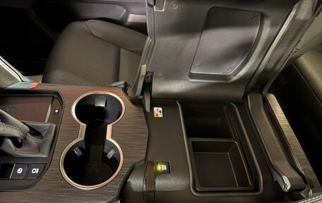 Toyota Land Cruiser, 2026 год, 15 790 000 рублей, 33 фотография