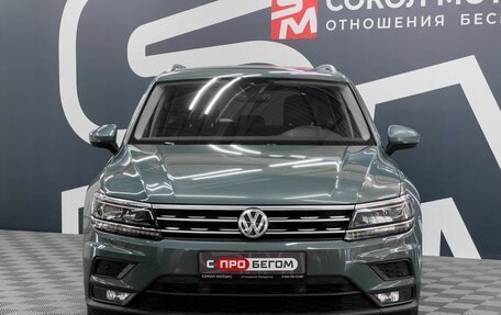 Volkswagen Tiguan II, 2019 год, 2 399 900 рублей, 2 фотография