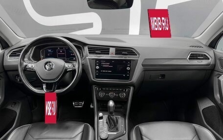 Volkswagen Tiguan II, 2019 год, 2 399 900 рублей, 8 фотография