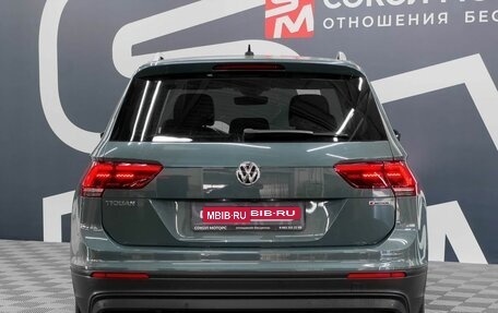 Volkswagen Tiguan II, 2019 год, 2 399 900 рублей, 5 фотография
