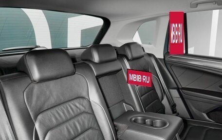 Volkswagen Tiguan II, 2019 год, 2 399 900 рублей, 20 фотография