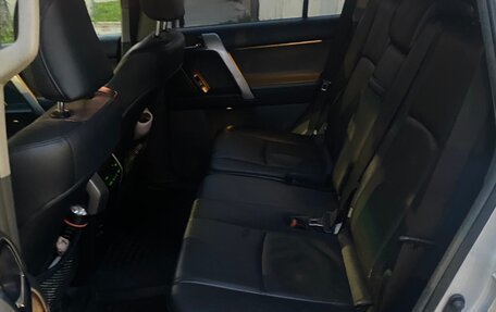 Toyota Land Cruiser Prado 150 рестайлинг 2, 2012 год, 2 790 000 рублей, 16 фотография