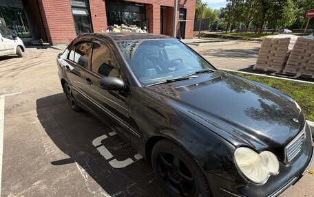 Mercedes-Benz C-Класс, 2003 год, 360 000 рублей, 3 фотография