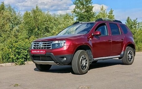 Renault Duster I рестайлинг, 2013 год, 889 000 рублей, 2 фотография