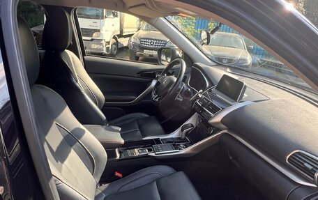 Mitsubishi Eclipse Cross, 2018 год, 2 000 000 рублей, 6 фотография