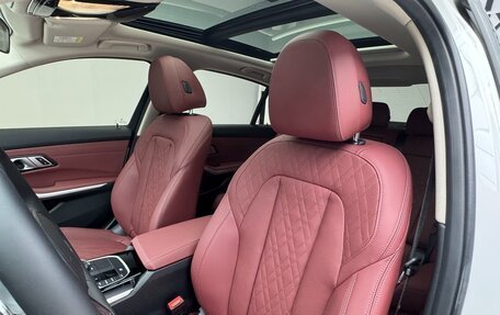 BMW 3 серия, 2023 год, 3 915 000 рублей, 11 фотография