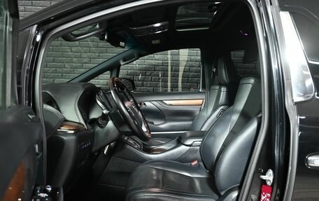 Toyota Alphard III, 2015 год, 3 570 000 рублей, 10 фотография