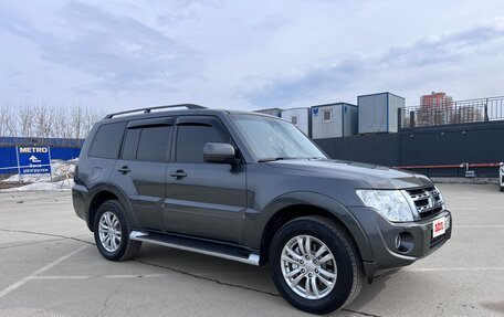 Mitsubishi Pajero IV, 2012 год, 2 850 000 рублей, 2 фотография