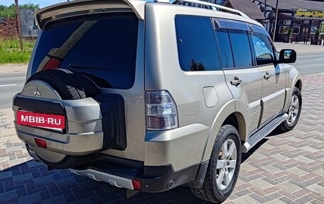 Mitsubishi Pajero IV, 2007 год, 1 350 000 рублей, 3 фотография