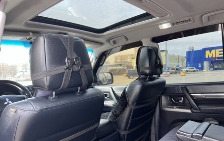 Mitsubishi Pajero IV, 2012 год, 2 850 000 рублей, 17 фотография