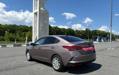 Hyundai Solaris II рестайлинг, 2021 год, 1 580 000 рублей, 3 фотография