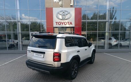 Toyota Land Cruiser Prado, 2024 год, 10 900 000 рублей, 5 фотография