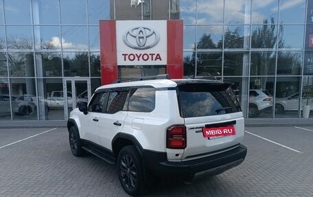 Toyota Land Cruiser Prado, 2024 год, 10 900 000 рублей, 7 фотография
