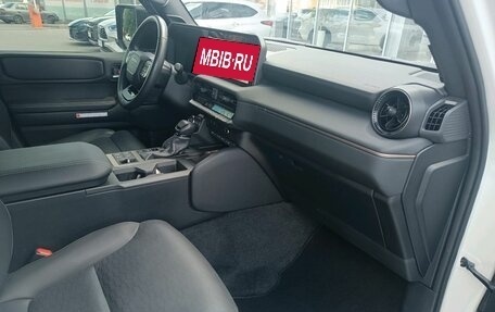 Toyota Land Cruiser Prado, 2024 год, 10 900 000 рублей, 11 фотография