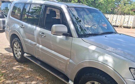 Mitsubishi Pajero IV, 2010 год, 2 000 000 рублей, 1 фотография