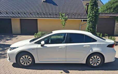 Toyota Corolla, 2025 год, 2 520 000 рублей, 2 фотография