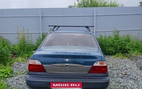 Daewoo Nexia I рестайлинг, 2004 год, 100 000 рублей, 9 фотография