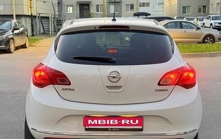 Opel Astra J, 2013 год, 650 000 рублей, 3 фотография
