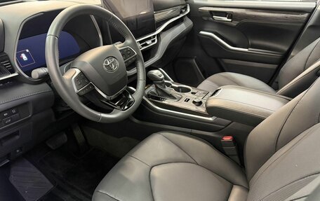 Toyota Highlander, 2026 год, 5 500 000 рублей, 6 фотография