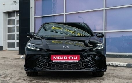 Toyota Camry, 2024 год, 4 490 000 рублей, 2 фотография