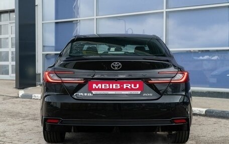 Toyota Camry, 2024 год, 4 490 000 рублей, 5 фотография