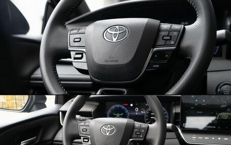 Toyota Camry, 2024 год, 4 490 000 рублей, 15 фотография