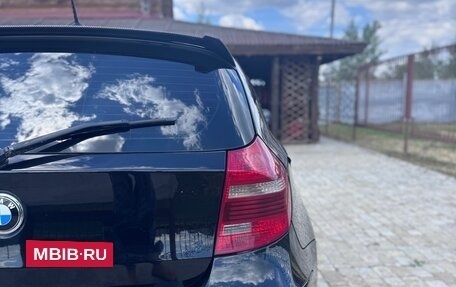 BMW 1 серия, 2010 год, 950 000 рублей, 2 фотография