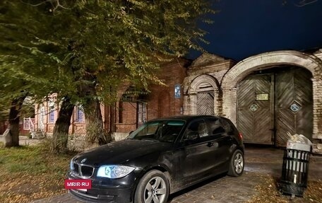 BMW 1 серия, 2010 год, 950 000 рублей, 3 фотография