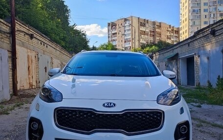 KIA Sportage IV рестайлинг, 2018 год, 2 490 000 рублей, 2 фотография