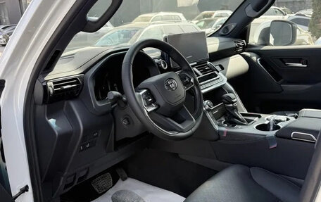 Toyota Land Cruiser, 2026 год, 13 842 000 рублей, 6 фотография