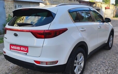 KIA Sportage IV рестайлинг, 2018 год, 2 490 000 рублей, 10 фотография