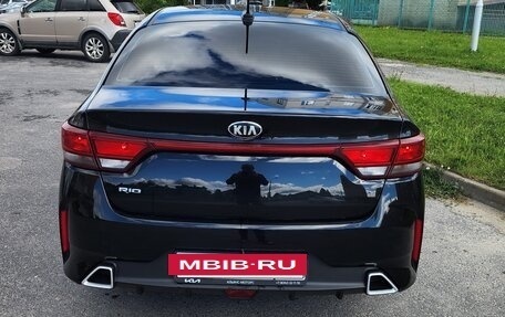 KIA Rio IV, 2021 год, 1 580 000 рублей, 3 фотография