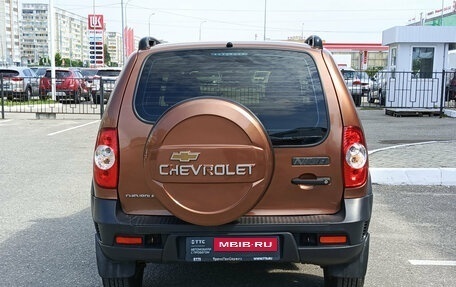 Chevrolet Niva I рестайлинг, 2019 год, 870 000 рублей, 10 фотография