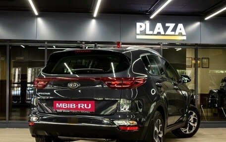 KIA Sportage IV рестайлинг, 2021 год, 2 199 000 рублей, 3 фотография