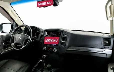 Mitsubishi Pajero IV, 2014 год, 2 399 000 рублей, 10 фотография