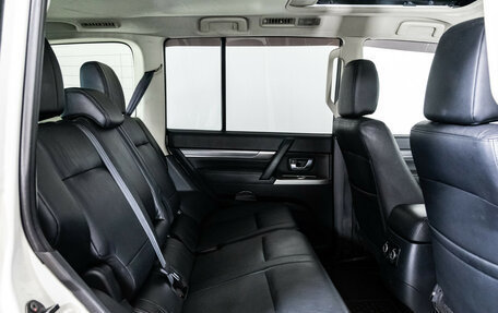 Mitsubishi Pajero IV, 2014 год, 2 399 000 рублей, 20 фотография