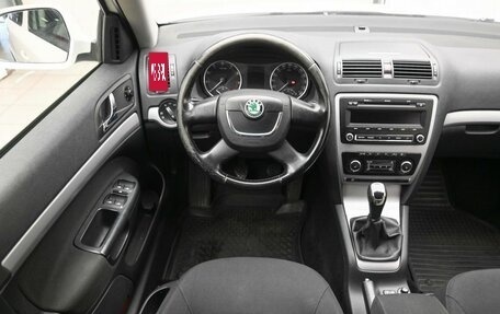 Skoda Octavia, 2011 год, 899 000 рублей, 9 фотография