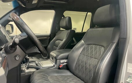 Toyota Land Cruiser 200, 2018 год, 6 750 000 рублей, 8 фотография