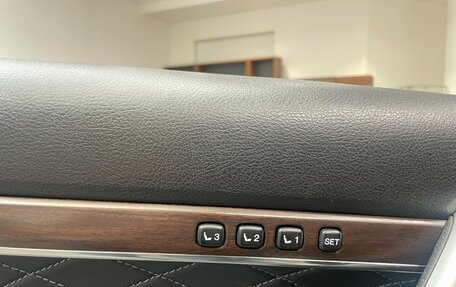 Toyota Land Cruiser 200, 2018 год, 6 750 000 рублей, 25 фотография