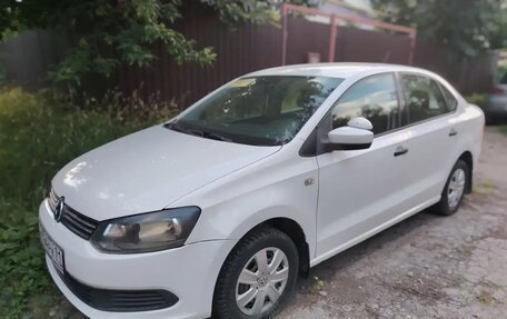 Volkswagen Polo VI (EU Market), 2013 год, 530 000 рублей, 2 фотография