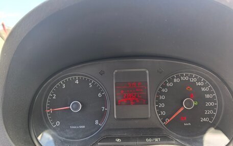 Volkswagen Polo VI (EU Market), 2013 год, 800 000 рублей, 5 фотография
