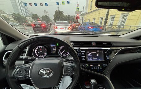 Toyota Camry, 2019 год, 2 700 000 рублей, 13 фотография