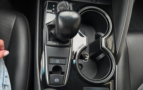 Toyota Camry, 2019 год, 2 700 000 рублей, 16 фотография