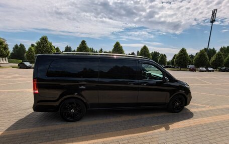 Mercedes-Benz V-Класс, 2021 год, 5 800 000 рублей, 10 фотография