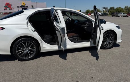 Toyota Camry, 2022 год, 2 870 000 рублей, 3 фотография